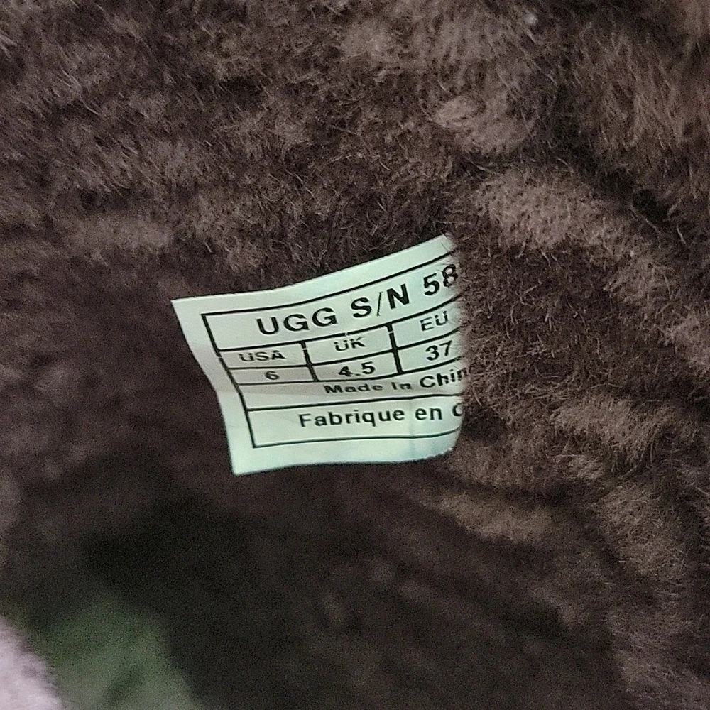 Classic UGG short - Picture 5 of 7